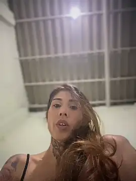 Snapshot of casalskunk chatting on July 2, 9:54 pm casalskunk online show from July 2, 9:54 pm