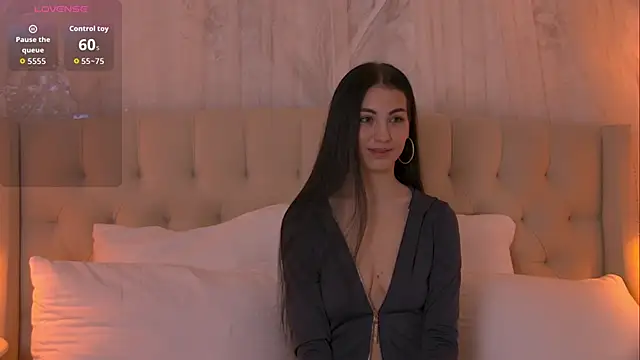 BettyLeen online show from November 25, 4:01 am