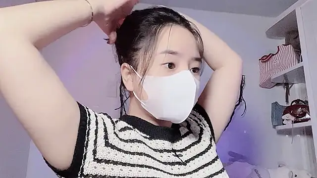 BeChinh Lee online show from February 22, 5:08 am