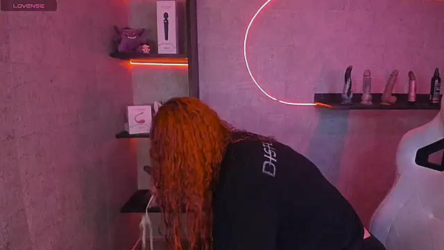 irisfeitan online show from October 23, 10:25 am