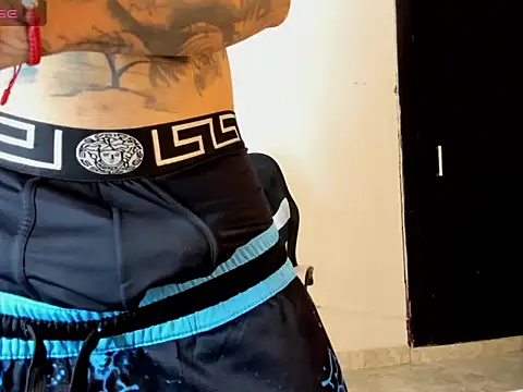 Snapshot of Cami_KingSex chatting on October 14, 4:08 pm Cami KingSex online show from October 14, 4:08 pm