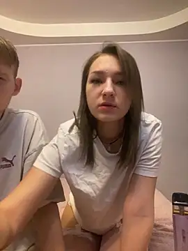 Snapshot of Dabi_002 chatting on February 4, 3:12 am Dabi 002 online show from February 4, 3:12 am