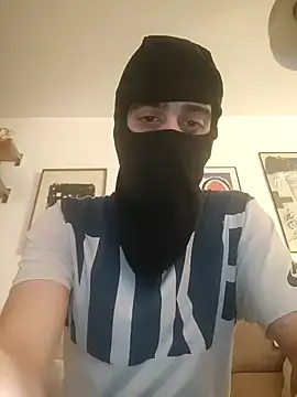 Snapshot of Pimpinela23 chatting on November 7, 7:25 pm Pimpinela23 online show from November 7, 7:25 pm