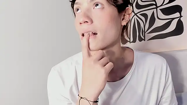 KassMonroe online show from March 30, 8:10 pm