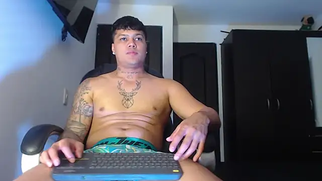 Boyhot 00 online show from October 14, 5:58 pm