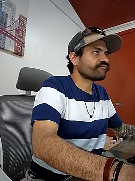 Nateskp 1 online show from November 9, 7:45 pm