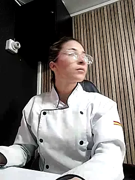 Sara Roades online show from October 21, 1:34 pm