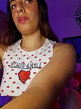 Snapshot of Meganthomson chatting on January 13, 2:39 am Meganthomson online show from January 13, 2:39 am