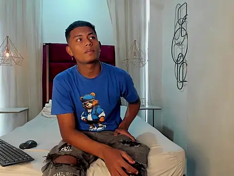 MorenitoDigno online show from October 29, 7:15 pm