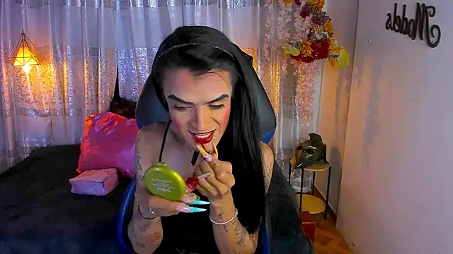 ZAMMIRA online show from November 8, 5:29 am