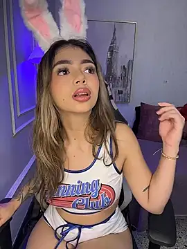 HoneyMollyX online show from October 20, 1:00 pm