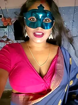 Snapshot of Sweet-Maddlina chatting on July 14, 1:50 pm Sweet-Maddlina online show from July 14, 1:50 pm