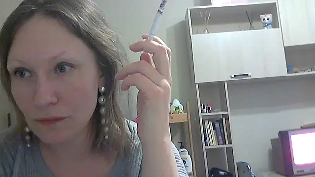 Snapshot of Tavriona chatting on February 18, 9:49 am Tavriona online show from February 18, 9:49 am