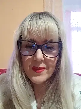 Amelialove42 online show from October 31, 1:56 pm