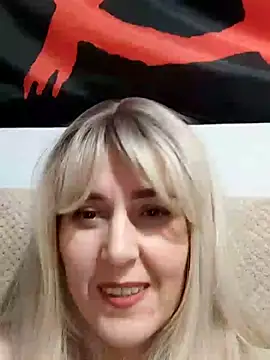 Amelialove42 online show from December 22, 3:09 pm