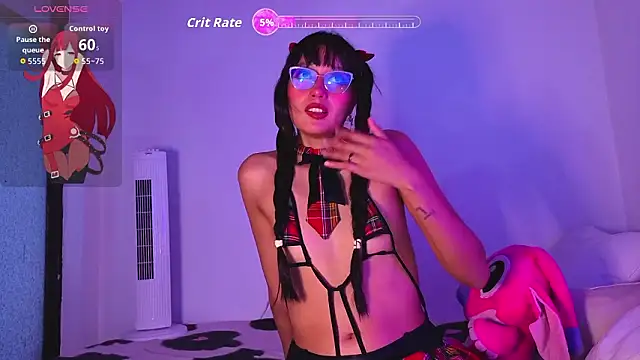 Snapshot of b_abysofy_ chatting on February 18, 8:10 am b abysofy online show from February 18, 8:10 am