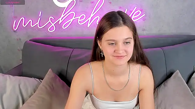 Snapshot of Renesmy_Black chatting on October 17, 1:09 am Renesmy Black online show from October 17, 1:09 am