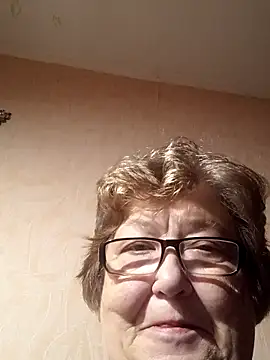 Katherine735 online show from October 28, 9:50 pm