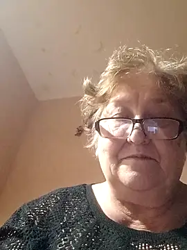 Katherine735 online show from November 11, 12:21 am