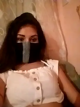 Snapshot of lorina202 chatting on October 31, 4:13 am lorina202 online show from October 31, 4:13 am