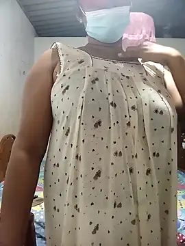 Snapshot of HarshiStar7 chatting on February 23, 9:34 pm HarshiStar7 online show from February 23, 9:34 pm