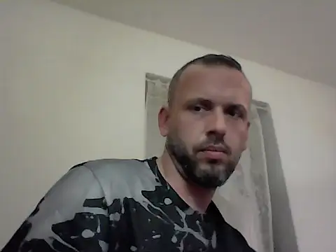 Snapshot of Mike_3789 chatting on October 9, 5:55 pm Mike 3789 online show from October 9, 5:55 pm