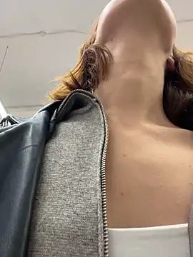 Snapshot of ManhattanAffair chatting on November 4, 11:31 am ManhattanAffair online show from November 4, 11:31 am