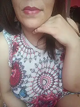 Snapshot of sondimila chatting on May 22, 12:44 pm sondimila online show from May 22, 12:44 pm