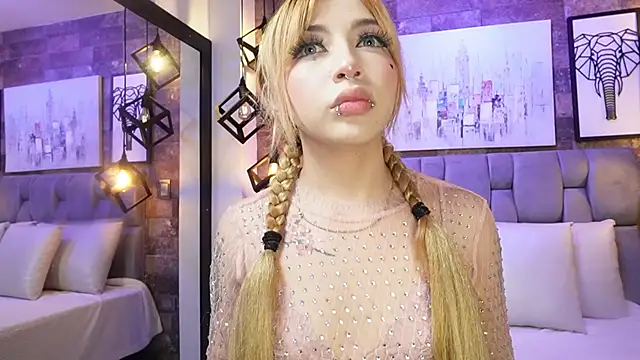 Sophia Bellucci online show from November 22, 12:26 pm