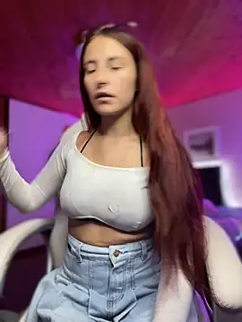 Im scarlett18 online show from October 21, 3:46 pm