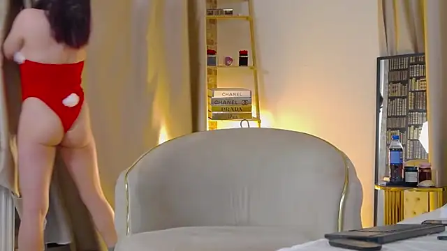 Snapshot of OliviaCart chatting on December 3, 7:12 pm OliviaCart online show from December 3, 7:12 pm