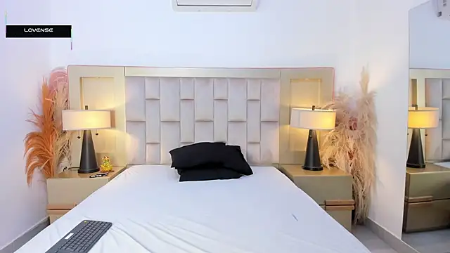 Zahir Ashar online show from April 24, 11:45 am