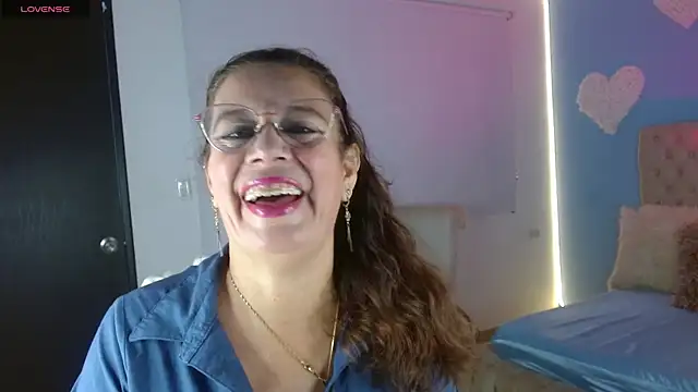 channelsmith 55 online show from March 19, 1:15 pm