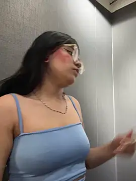 angie rousse  online show from November 8, 1:22 pm