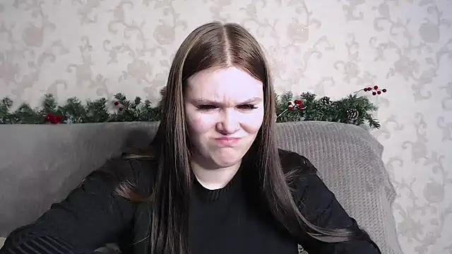 Musegirl online show from February 13, 8:21 am