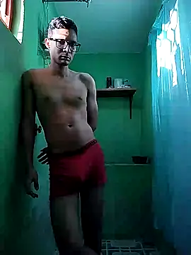 Snapshot of JonaTorres chatting on October 12, 11:15 pm JonaTorres online show from October 12, 11:15 pm