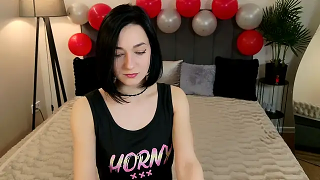 BaileeLynn online show from April 19, 8:57 am