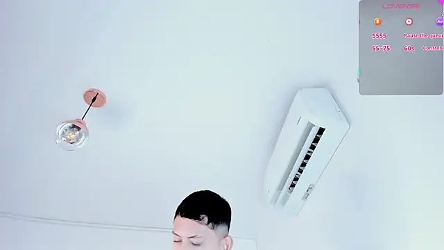 Iam criss09 online show from November 7, 1:00 pm