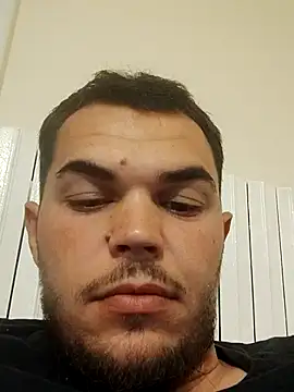 Alexszader36 online show from October 31, 9:16 pm