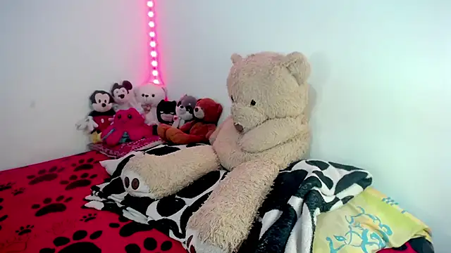 Snapshot of Antonhyjared chatting on March 17, 2:49 am Antonhyjared online show from March 17, 2:49 am