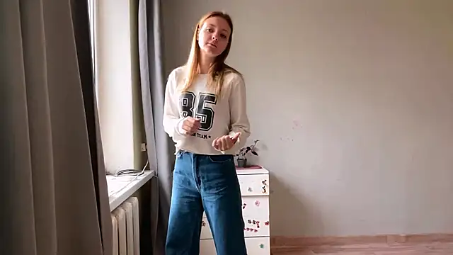 Snapshot of _petaI chatting on November 18, 6:07 am petaI online show from November 18, 6:07 am