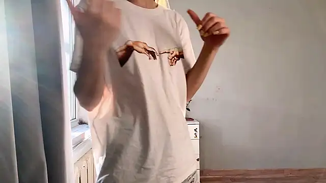 Snapshot of _petaI chatting on November 19, 6:13 am petaI online show from November 19, 6:13 am