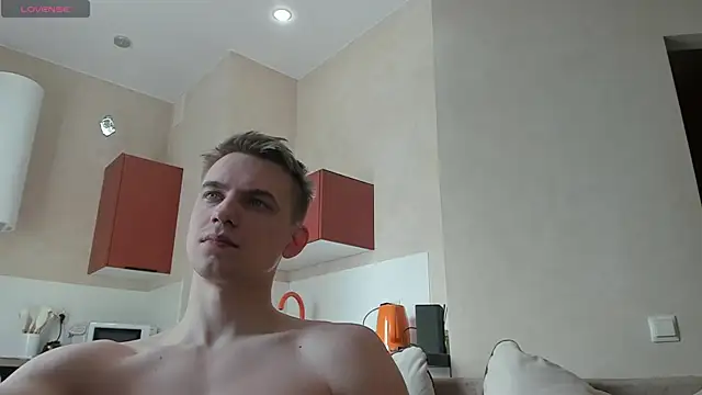 MIKE GOD19 online show from April 14, 6:41 am