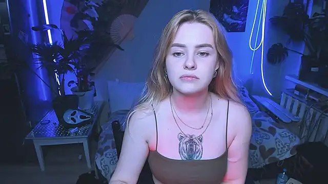Alexa  Pirs online show from October 14, 12:44 am
