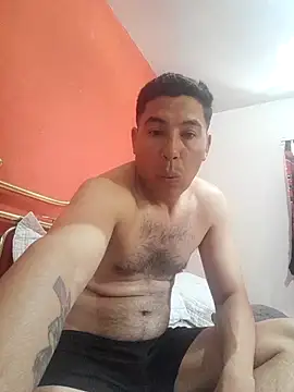 Ezeaxl online show from November 30, 7:40 pm