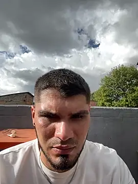 Snapshot of mirallesandbig chatting on October 26, 8:48 pm mirallesandbig online show from October 26, 8:48 pm