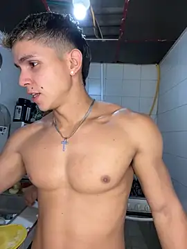 Snapshot of mirallesandbig chatting on November 7, 8:53 pm mirallesandbig online show from November 7, 8:53 pm