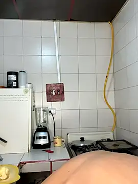 Snapshot of mirallesandbig chatting on November 19, 8:20 pm mirallesandbig online show from November 19, 8:20 pm