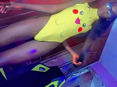 Kimberlyn Black online show from October 14, 4:13 am