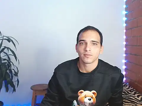 Maax3023 online show from October 27, 4:22 pm